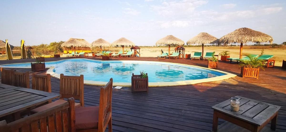 Hotel Cap Kimony à Morondava Extérieur photo