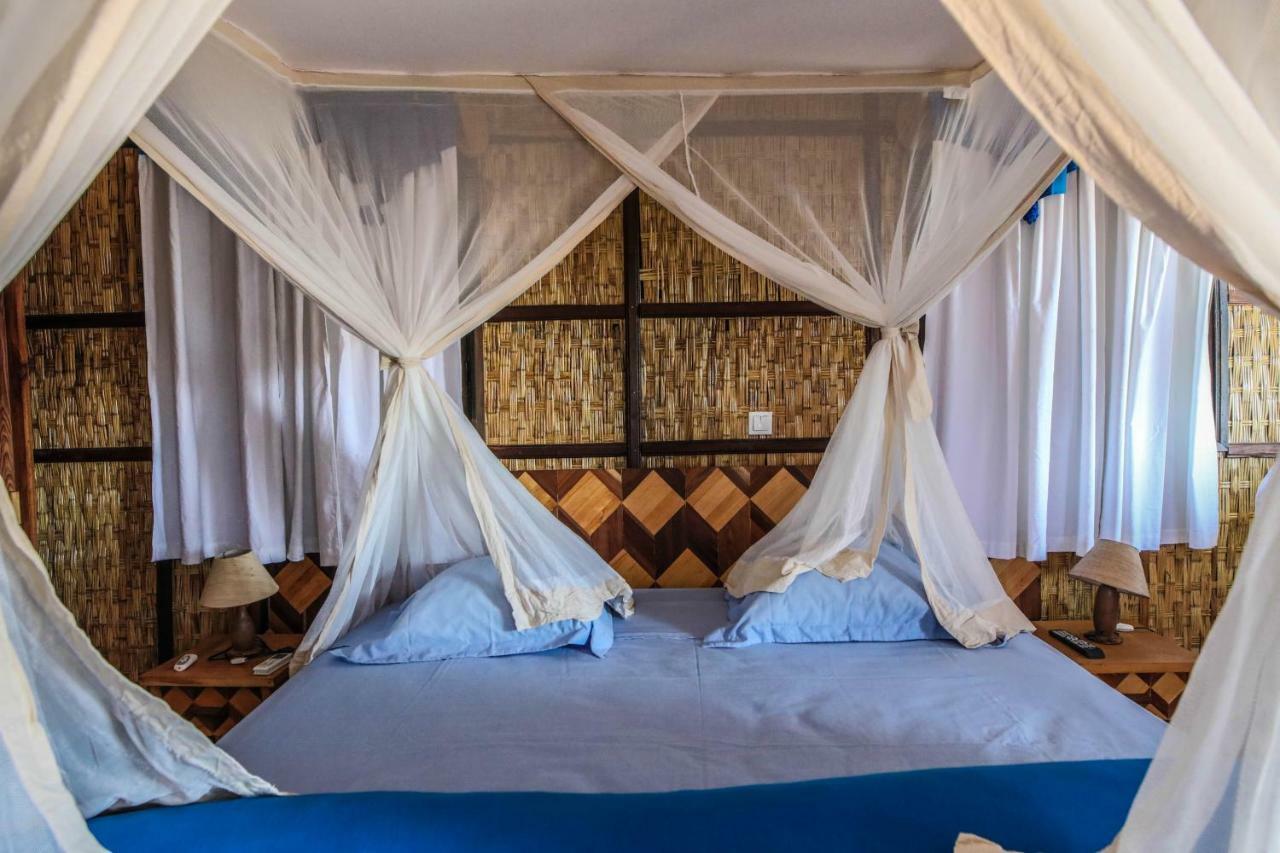 Hotel Cap Kimony à Morondava Extérieur photo